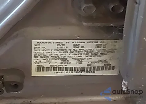 1999 Nissan Altima Gle/Gxe/Se/Se-L/Xe z USA, uszkodzony, nr VIN 1N4DL01D5XC270950